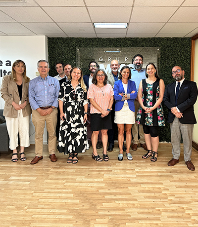 Miembros de la mesa Desafío Digital Chile 2024